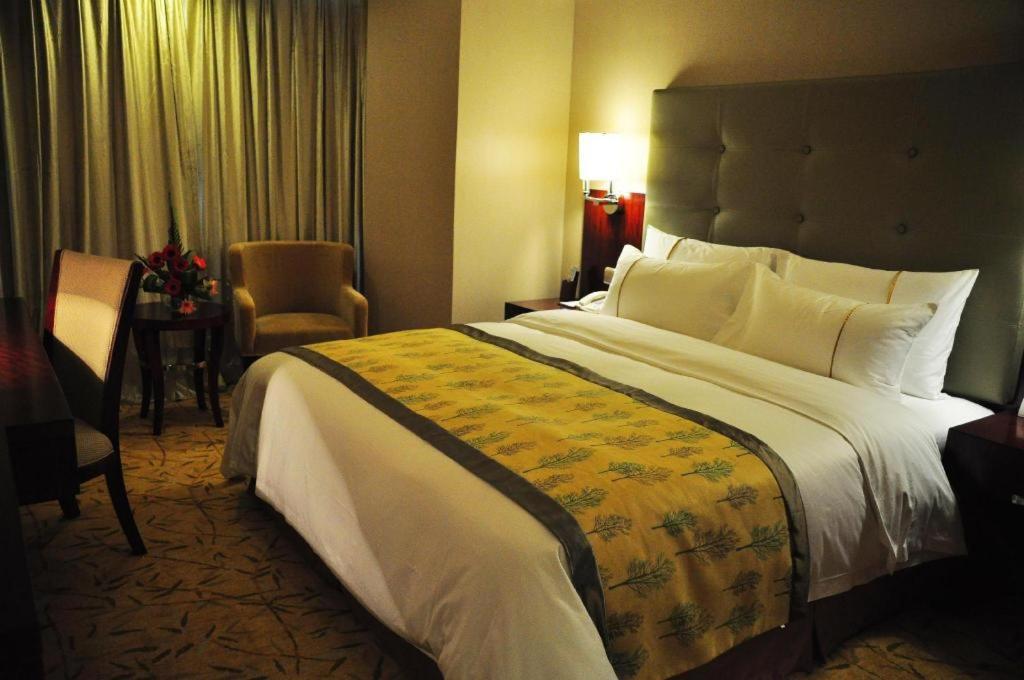 Wyndham Hotel Xian Bagian luar foto