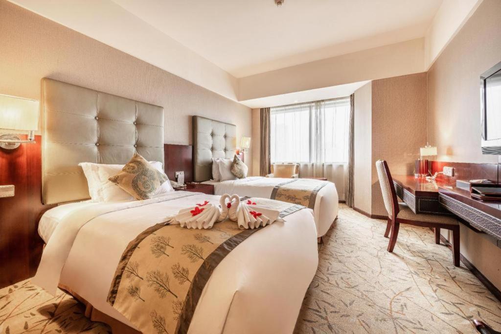 Wyndham Hotel Xian Bagian luar foto
